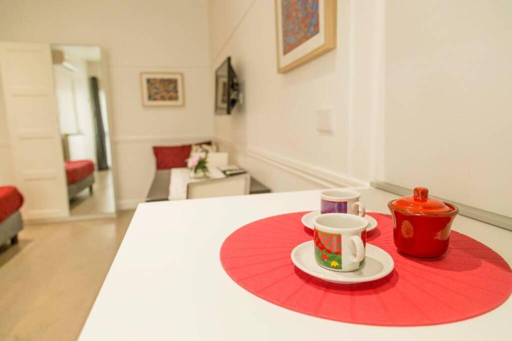 Casa Alessandra Colosseo Рим Екстериор снимка