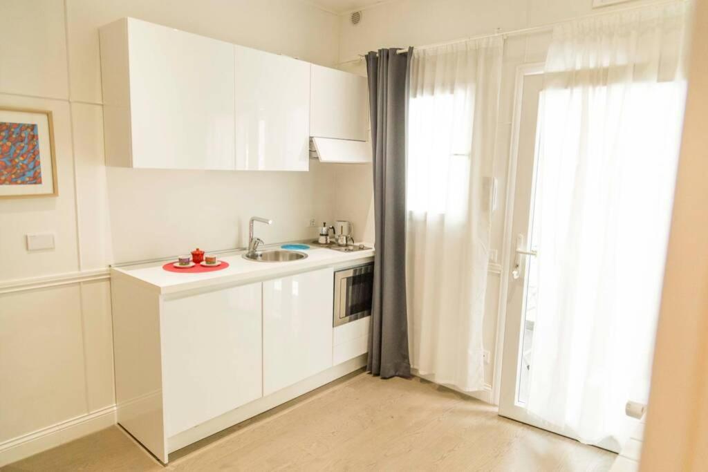 Casa Alessandra Colosseo Рим Екстериор снимка